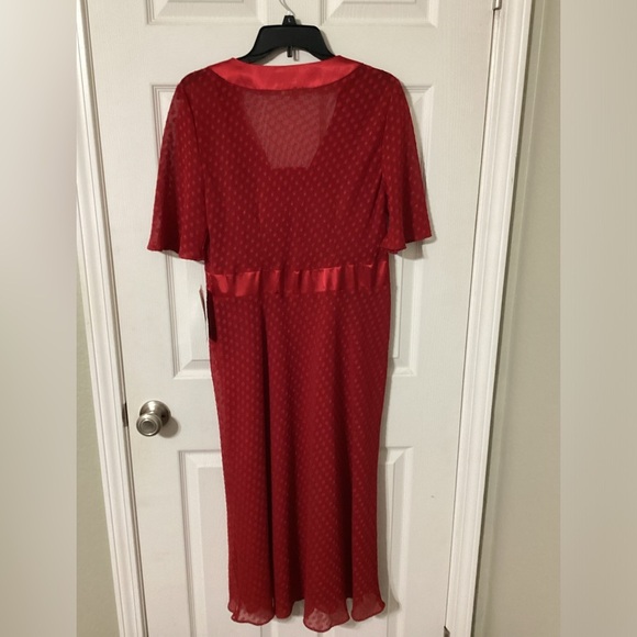 Emma James Red Polka Dot Design Dress Size 12. Missing‎ some of the sequins - Picture 2 of 8